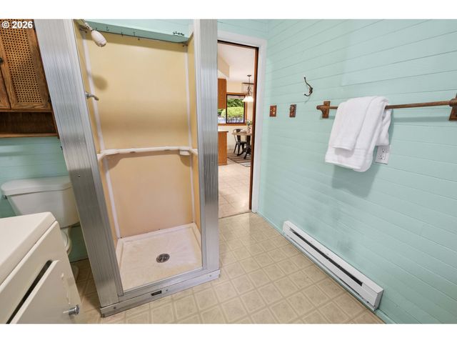 92680 KUMPULA Rd, Astoria, OR 97103