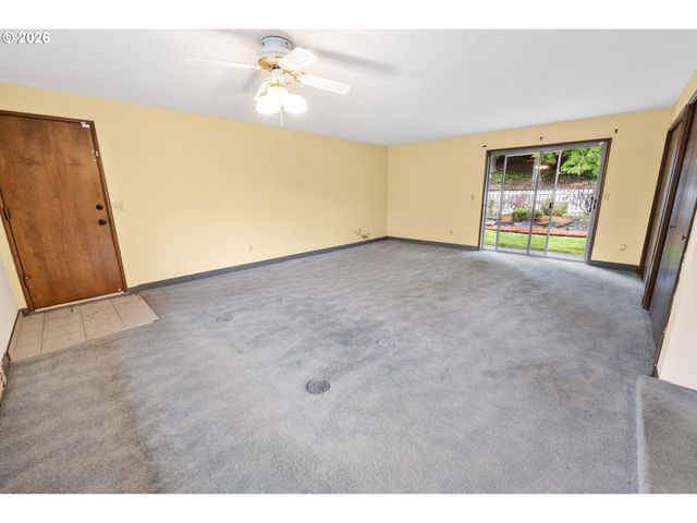 92680 KUMPULA Rd, Astoria, OR 97103