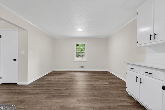 2344 W McIntosh Road, Griffin, GA 30223