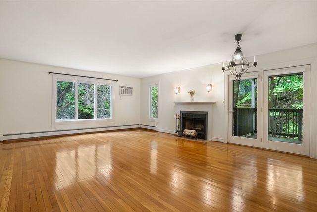 140 Kilsyth Road 5, Boston, MA 02135