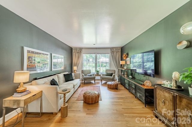 7116 Sherbourne Drive, Charlotte, NC 28210