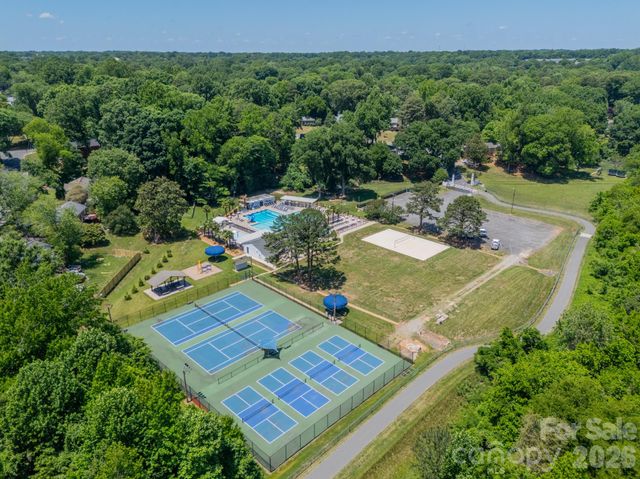 7116 Sherbourne Drive, Charlotte, NC 28210
