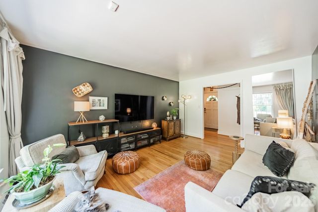 7116 Sherbourne Drive, Charlotte, NC 28210