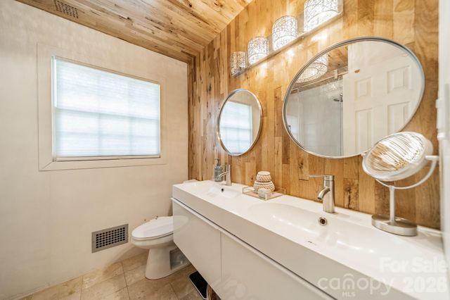 7116 Sherbourne Drive, Charlotte, NC 28210
