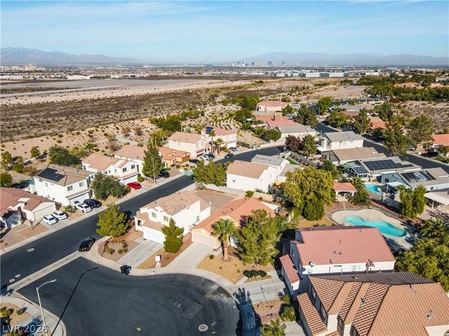 3240 Peaceful Shadows Court, Henderson, NV 89052