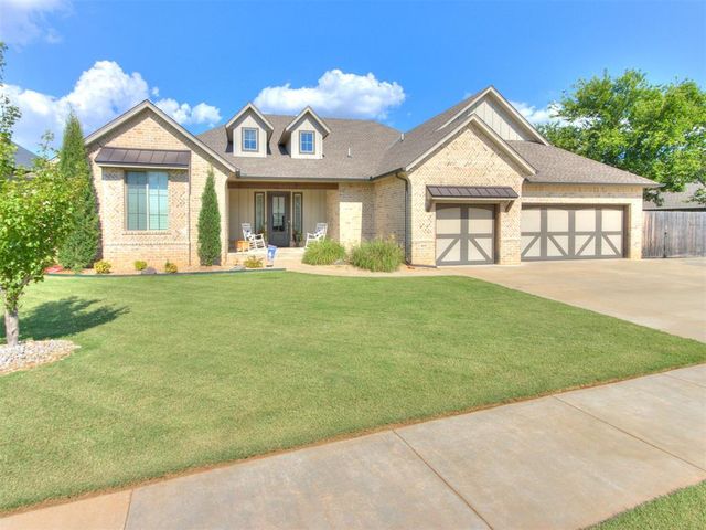 4304 Bridge Wood Lane, Oklahoma City, OK 73179