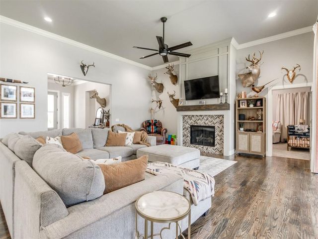 4304 Bridge Wood Lane, Oklahoma City, OK 73179