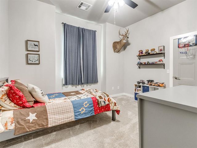 4304 Bridge Wood Lane, Oklahoma City, OK 73179