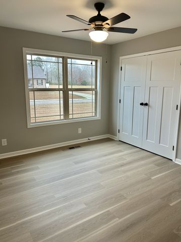 375 Randall Ln, Manchester, TN 37355