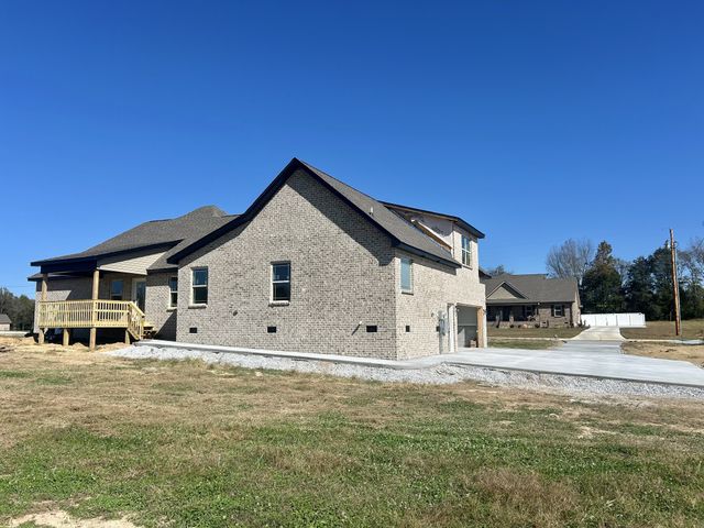 375 Randall Ln, Manchester, TN 37355