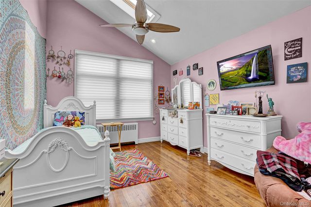 2070 Beverly Way, Merrick, NY 11566