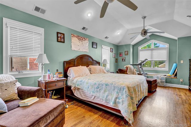 2070 Beverly Way, Merrick, NY 11566