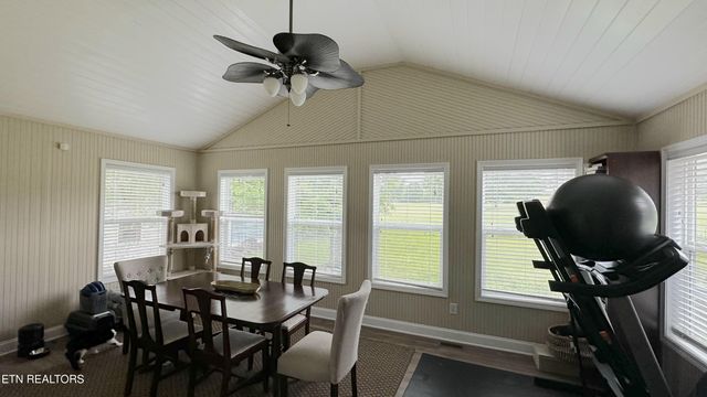 722 Paint Rock Ferry Rd, Kingston, TN 37763