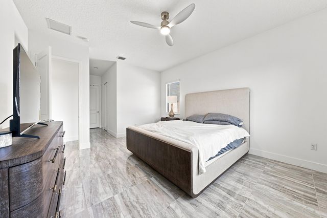5282 NEVOLA Avenue, Ave Maria, FL 34142