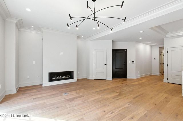 1576 Cherokee Rd 2, Louisville, KY 40205