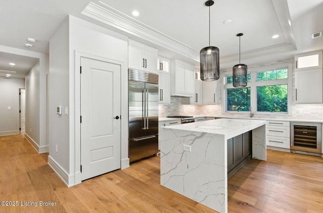 1576 Cherokee Rd 2, Louisville, KY 40205