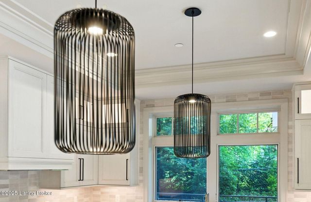 1576 Cherokee Rd 2, Louisville, KY 40205