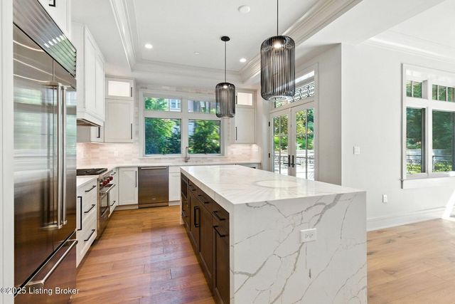 1576 Cherokee Rd 2, Louisville, KY 40205