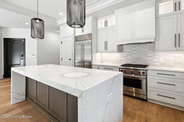 1576 Cherokee Rd 2, Louisville, KY 40205