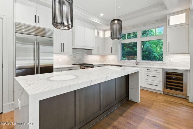 1576 Cherokee Rd 2, Louisville, KY 40205