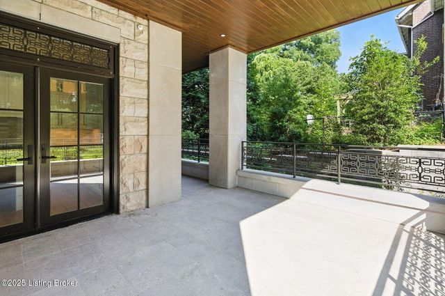 1576 Cherokee Rd 2, Louisville, KY 40205