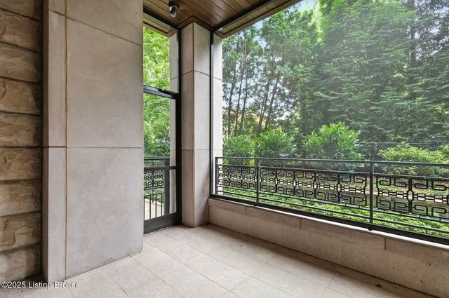 1576 Cherokee Rd 2, Louisville, KY 40205