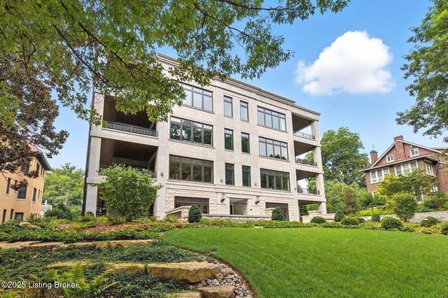 1576 Cherokee Rd 2, Louisville, KY 40205