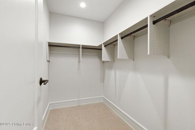 1576 Cherokee Rd 2, Louisville, KY 40205