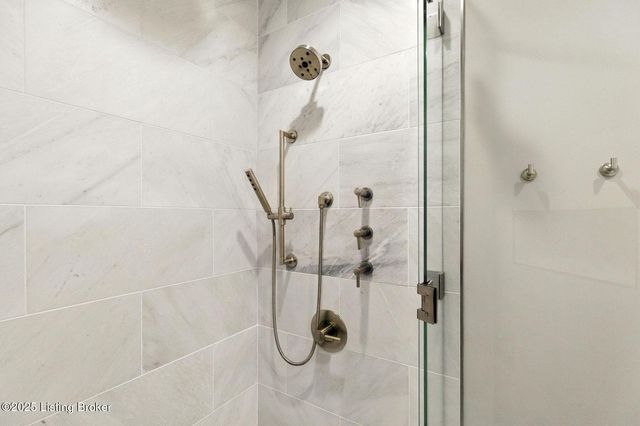 1576 Cherokee Rd 2, Louisville, KY 40205