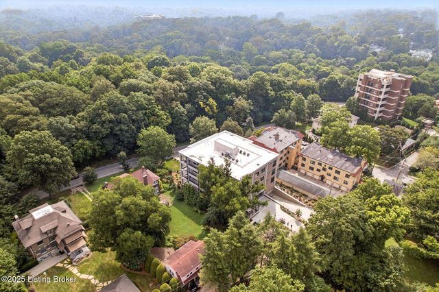 1576 Cherokee Rd 2, Louisville, KY 40205