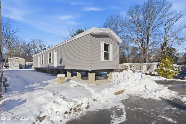 20 Marcia Memorial Circle, Jackson, NJ 08527