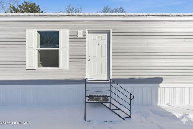 20 Marcia Memorial Circle, Jackson, NJ 08527