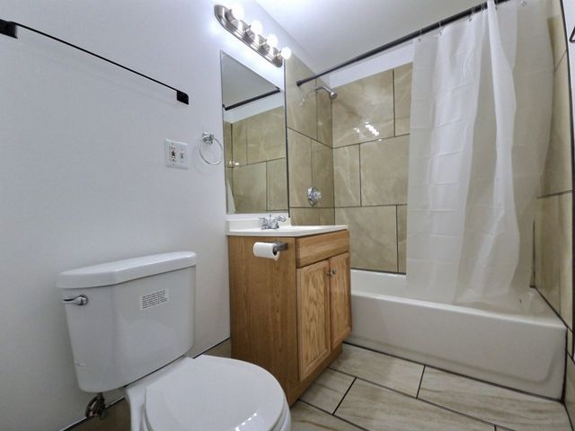 3929 W Van Buren Street, Chicago, IL 60624