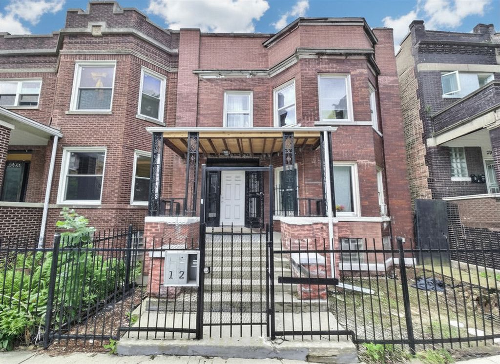 3929 W Van Buren Street, Chicago, IL 60624