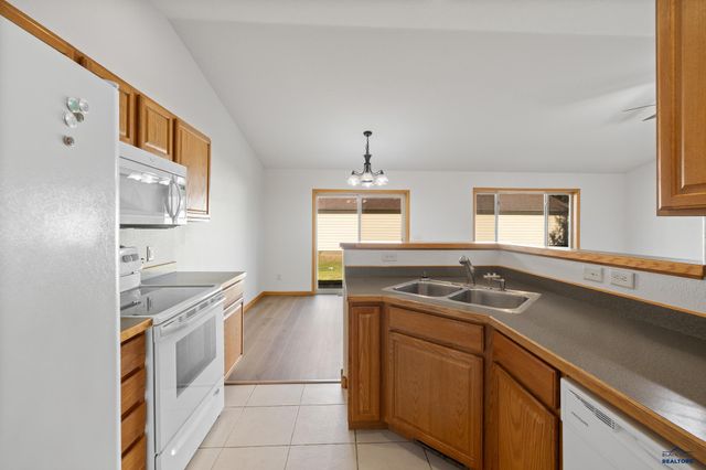 4810 PATRICIA ST, Rapid City, SD 57703