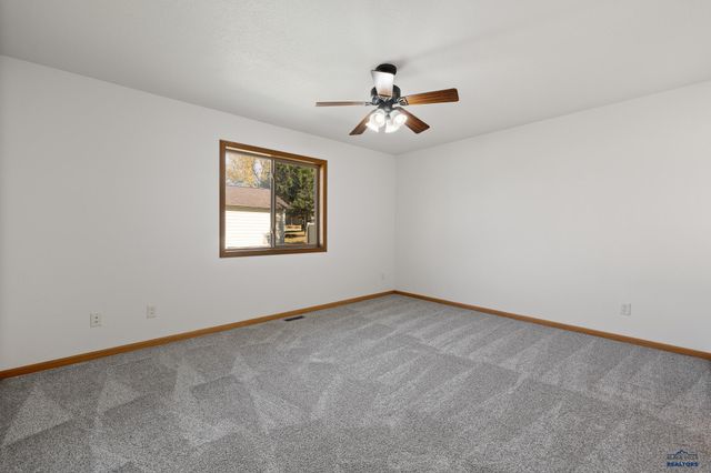 4810 PATRICIA ST, Rapid City, SD 57703