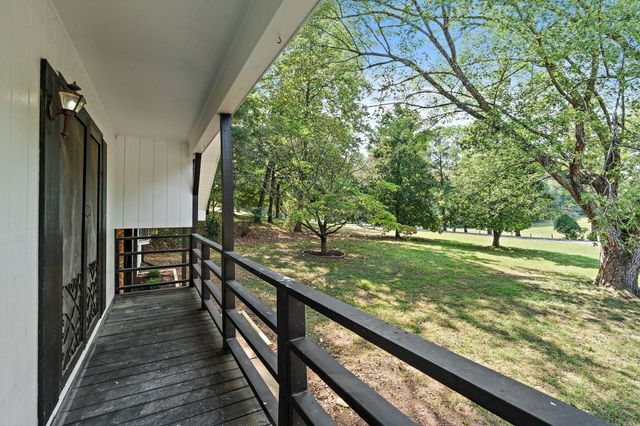 1627 W Grab Creek Rd, Dickson, TN 37055