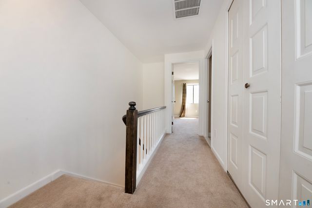 21 Harbour Village C, Branford, CT 06405