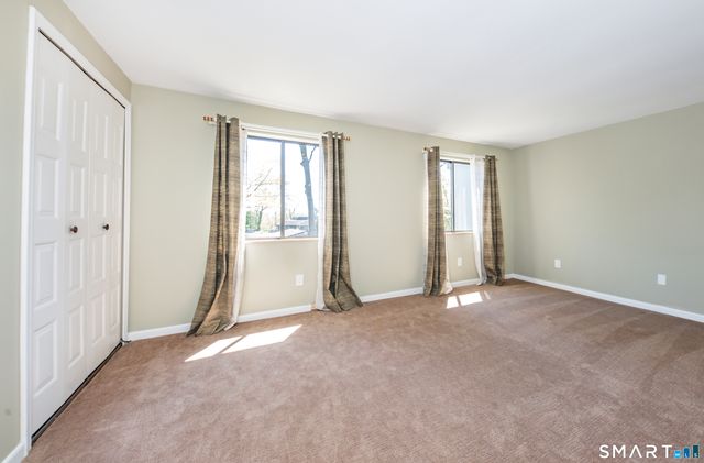 21 Harbour Village C, Branford, CT 06405