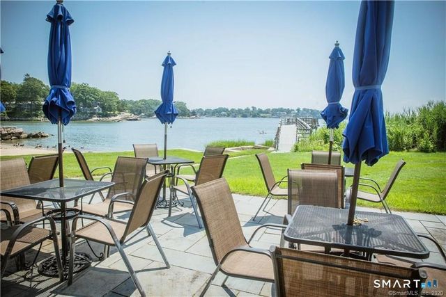21 Harbour Village C, Branford, CT 06405