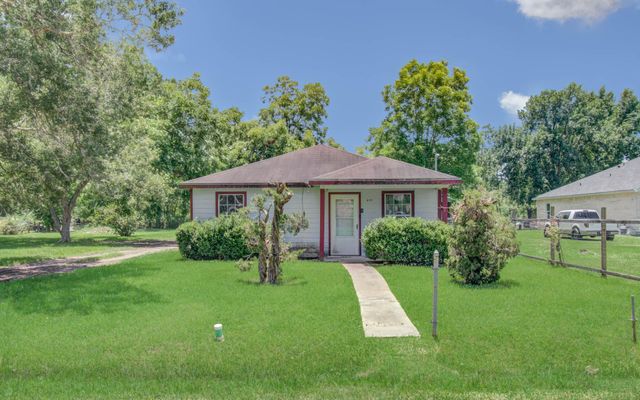 819 Baker Circle, Liberty, TX 77575