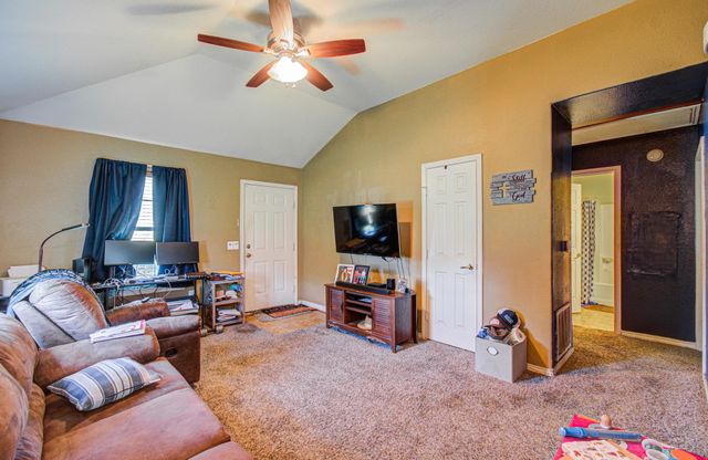 819 Baker Circle, Liberty, TX 77575
