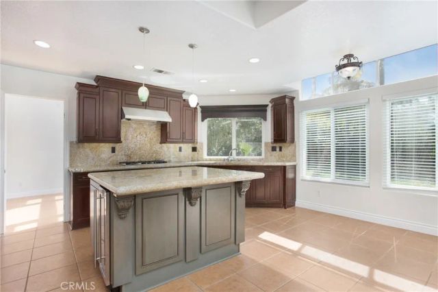 6 Agia, Laguna Niguel, CA 92677