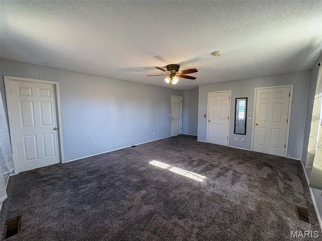 2488 County Road 450, Poplar Bluff, MO 63901