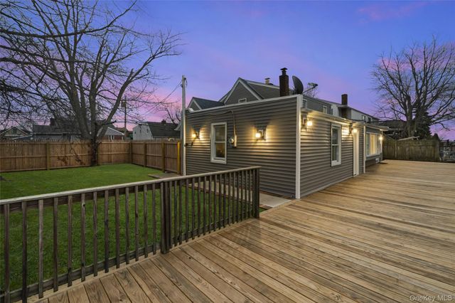 3322 Parkway Drive, Baldwin, NY 11510