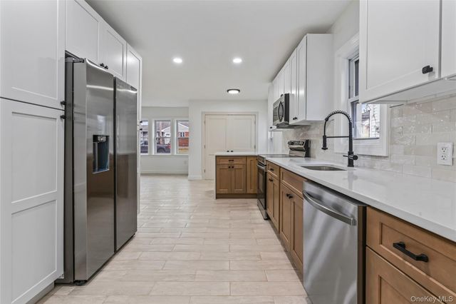 3322 Parkway Drive, Baldwin, NY 11510