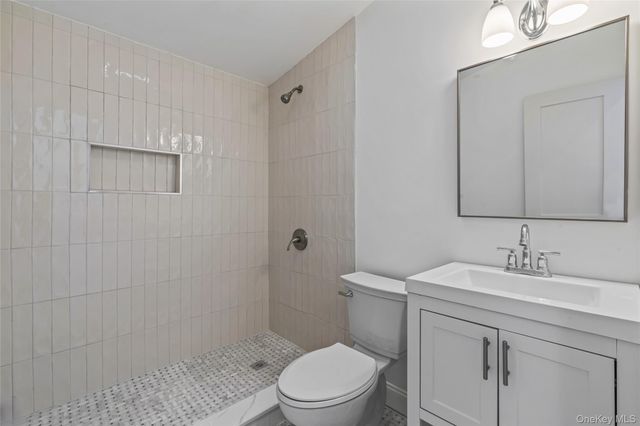 3322 Parkway Drive, Baldwin, NY 11510