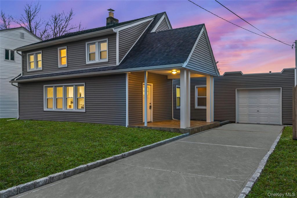 3322 Parkway Drive, Baldwin, NY 11510