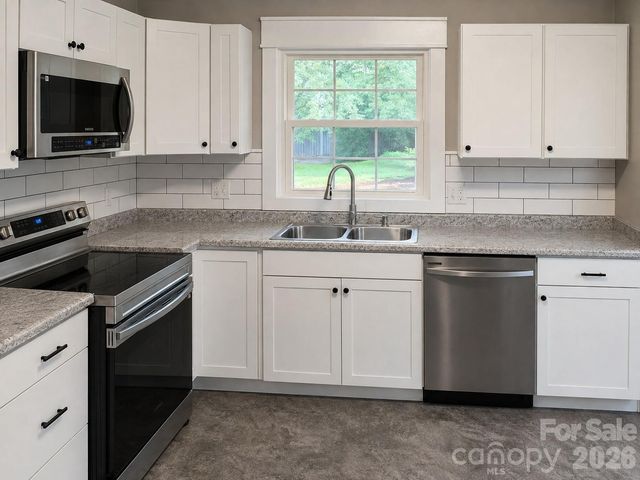127 Northview Dorsey Street, Rutherfordton, NC 28139