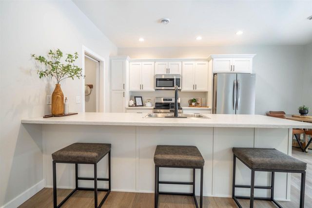 126 BENNINGTON COURT, Plover, WI 54467